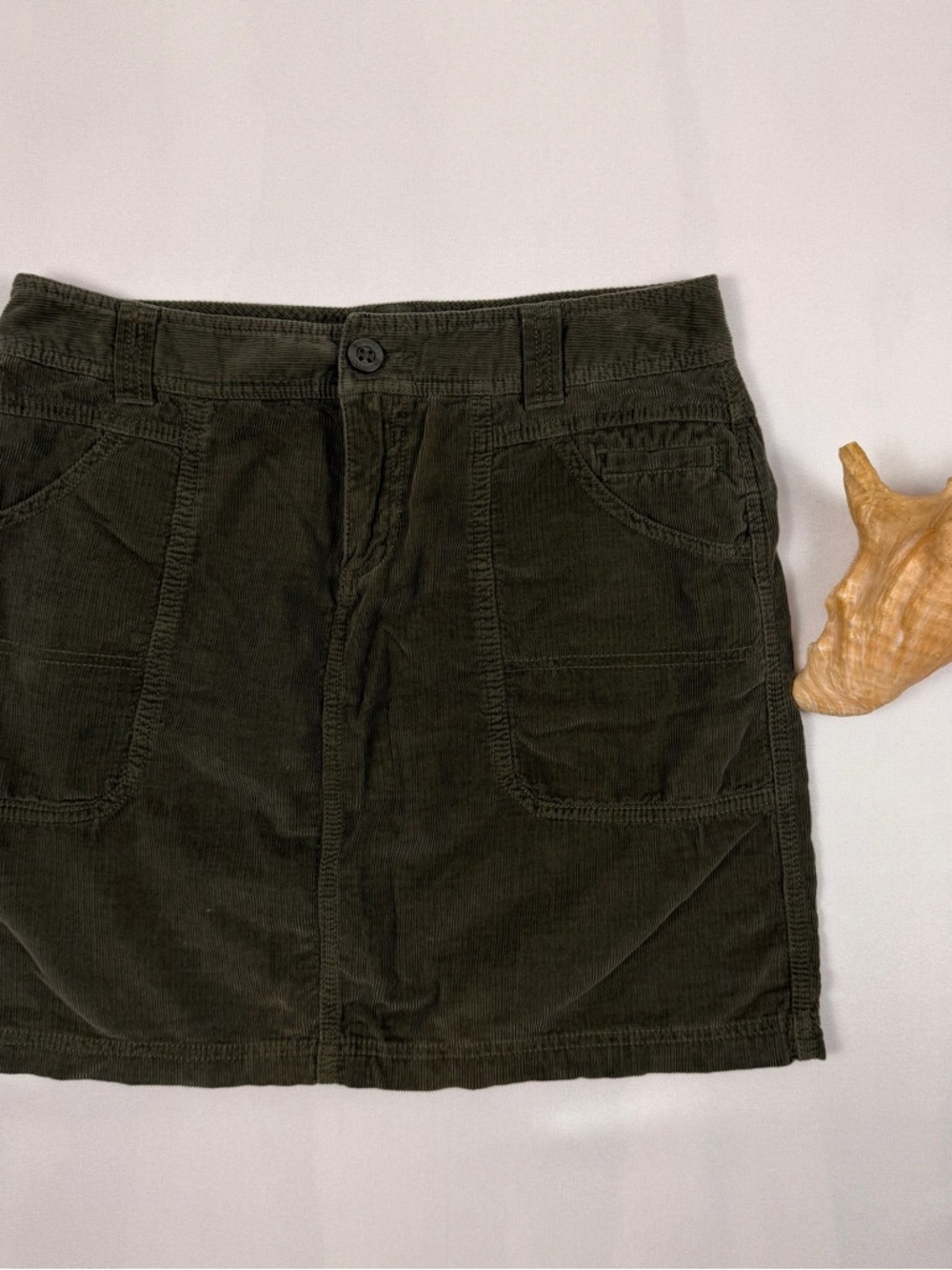 Columbia Olive Corduroy Waistband Skirt with Patch Pockets